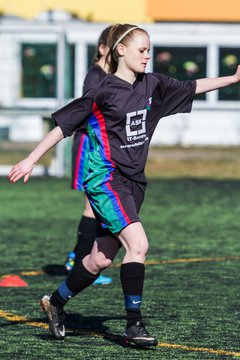 Bild 83 - B-Juniorinnen SV Henstedt-Ulzburg - MTSV Olympia Neum�nster : Ergebnis: 0:4